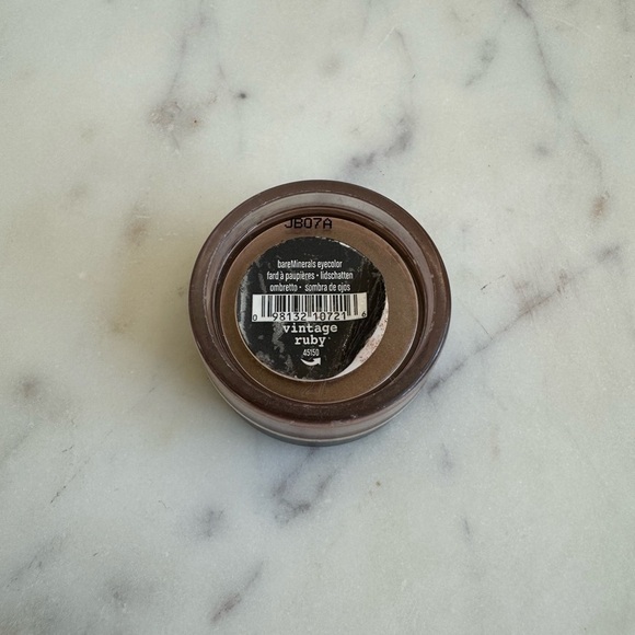 Bare Minerals eyeshadow - Picture 6 of 7